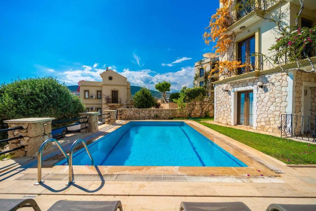 Azure Apartment With Sea View In Kalkan Exterior foto
